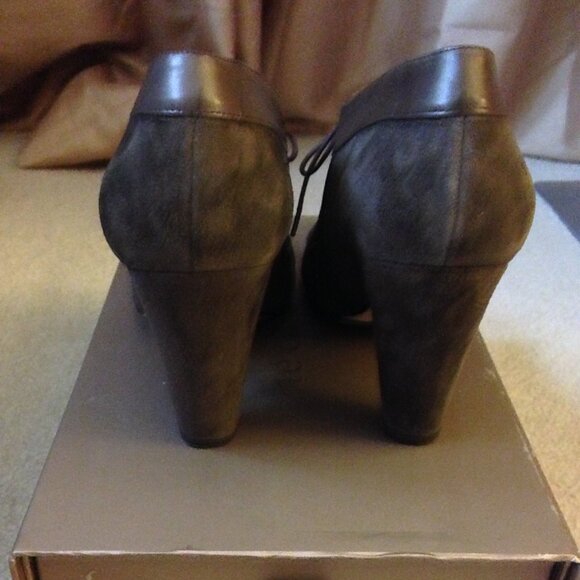 RARE – Olive Suede Pumps by Manuela Filipovic for té casan – *Ltd. Ed./Numbered* - Picture 3 of 8